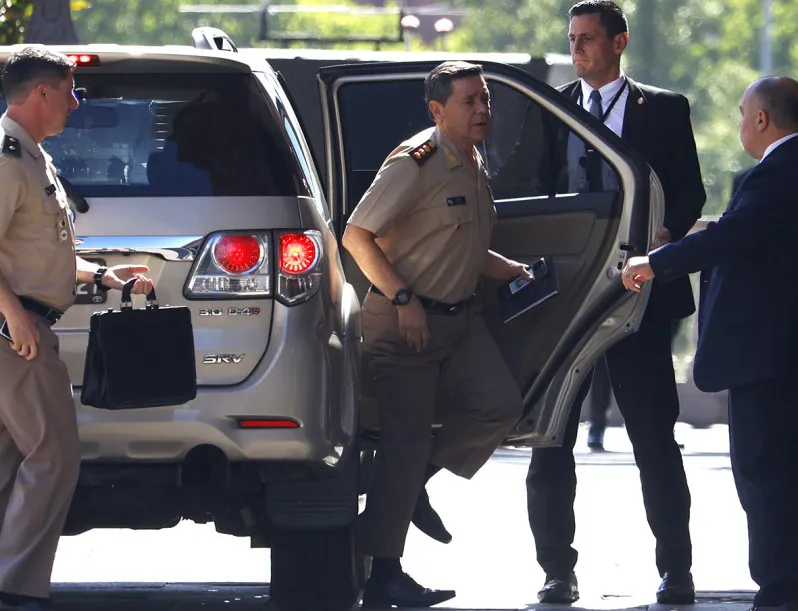 692797808e9a4_798_611!