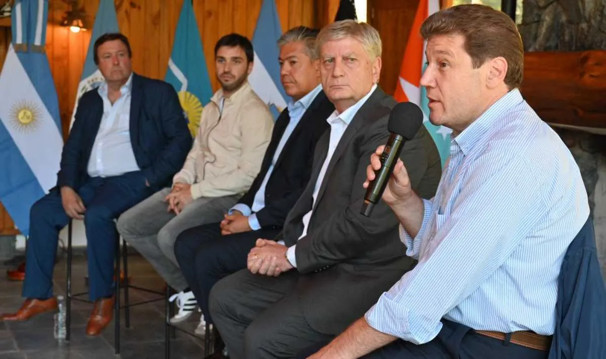 VLA-24-Reunion-gobernadores-patagonicos-Alfredo-Leiva-4-e1704996256575