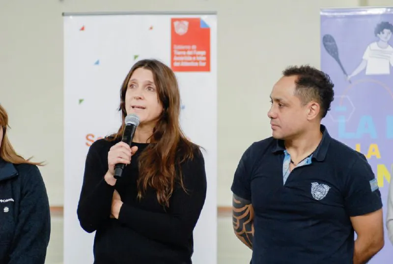 f0d33378-cf72-4eb6-839b-ee4239dd6ba4