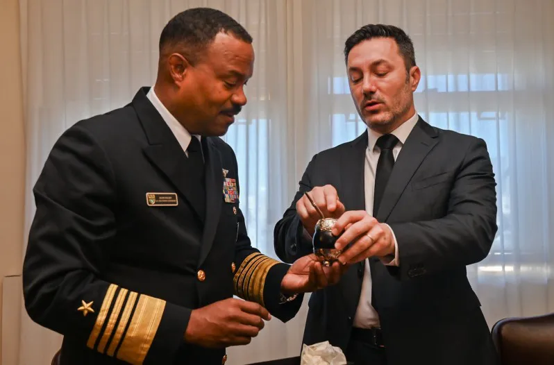 681f9844a319b_798_526!