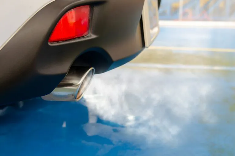 Exhaust-fumes-Khunkorn-Laowisit-Pexels-768x509