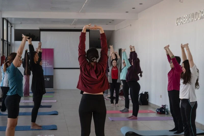 YOGA (1)