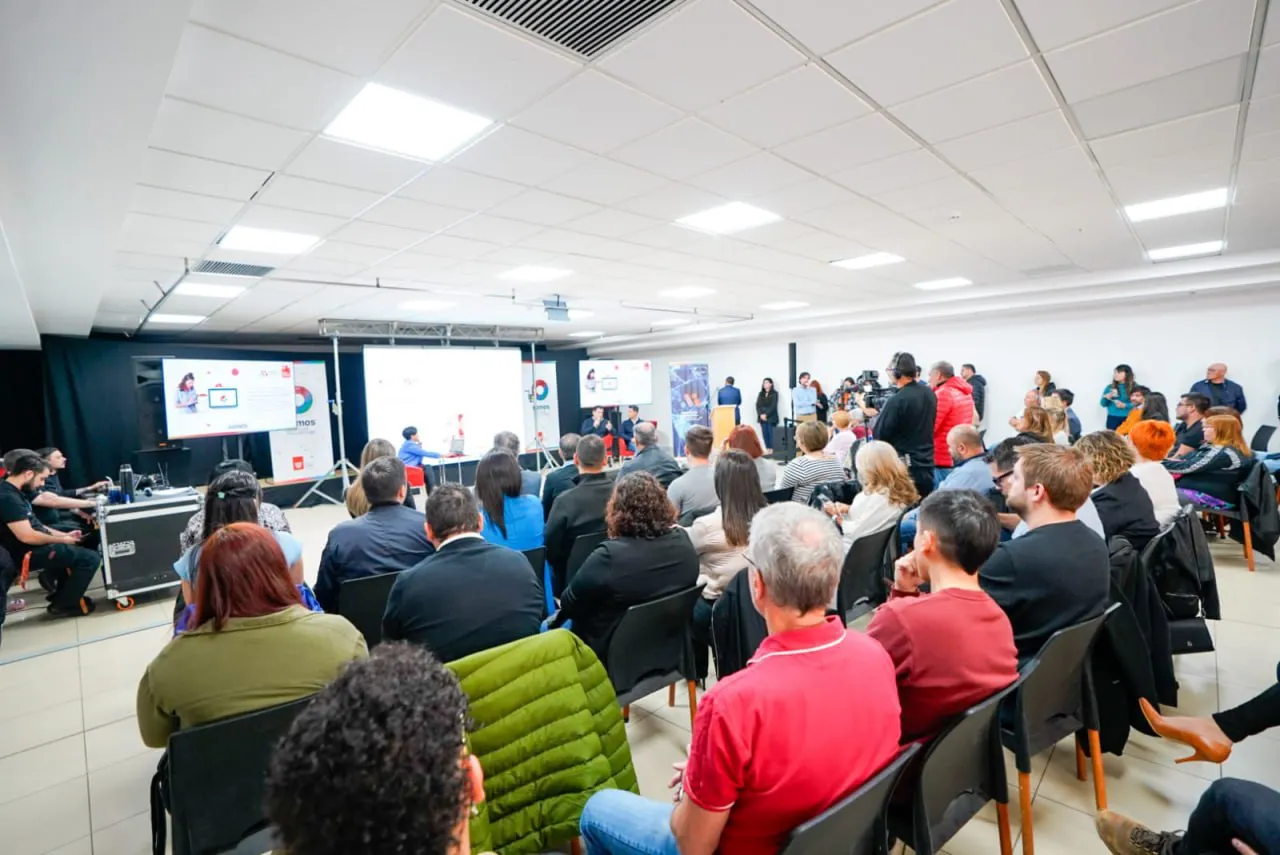 2669c777-54fc-4cdc-b29d-88f6ab1f6d33