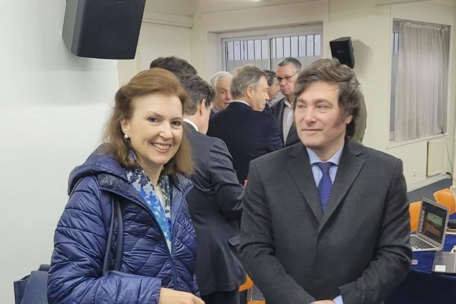 mondino-y-milei