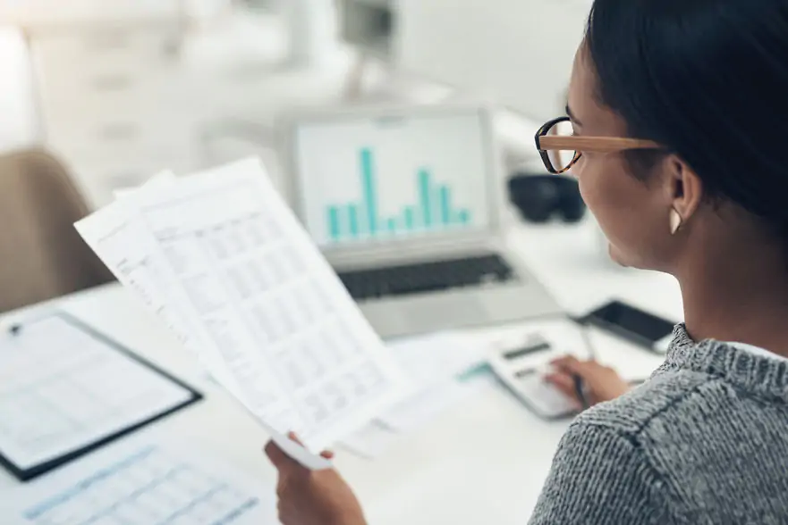 Administrativa-revisando-el-plus-de-convenio