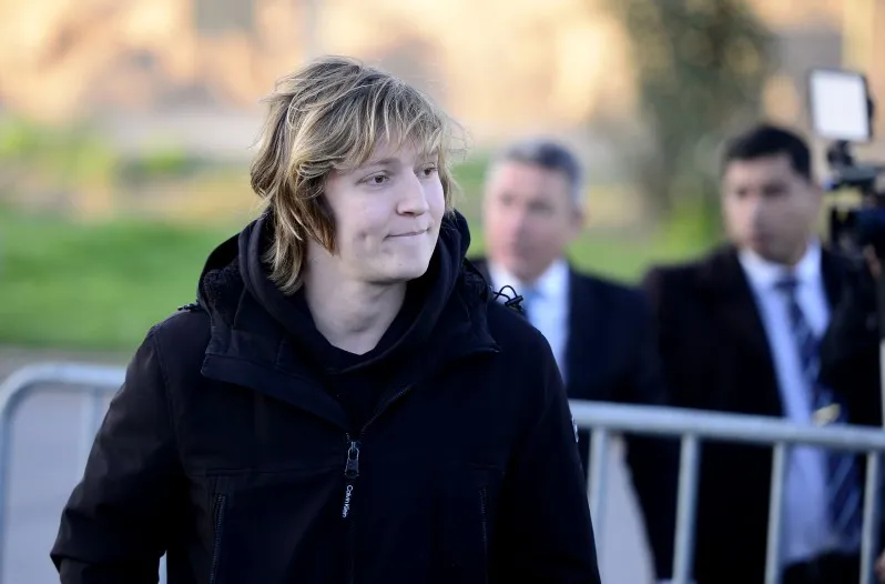 68bdfeaa7f2a2_798_526!