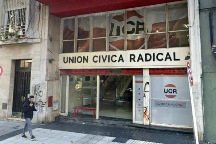 886803-ucr
