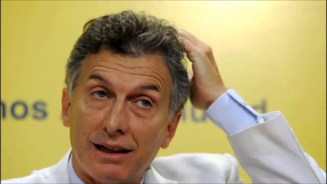 Macri-59