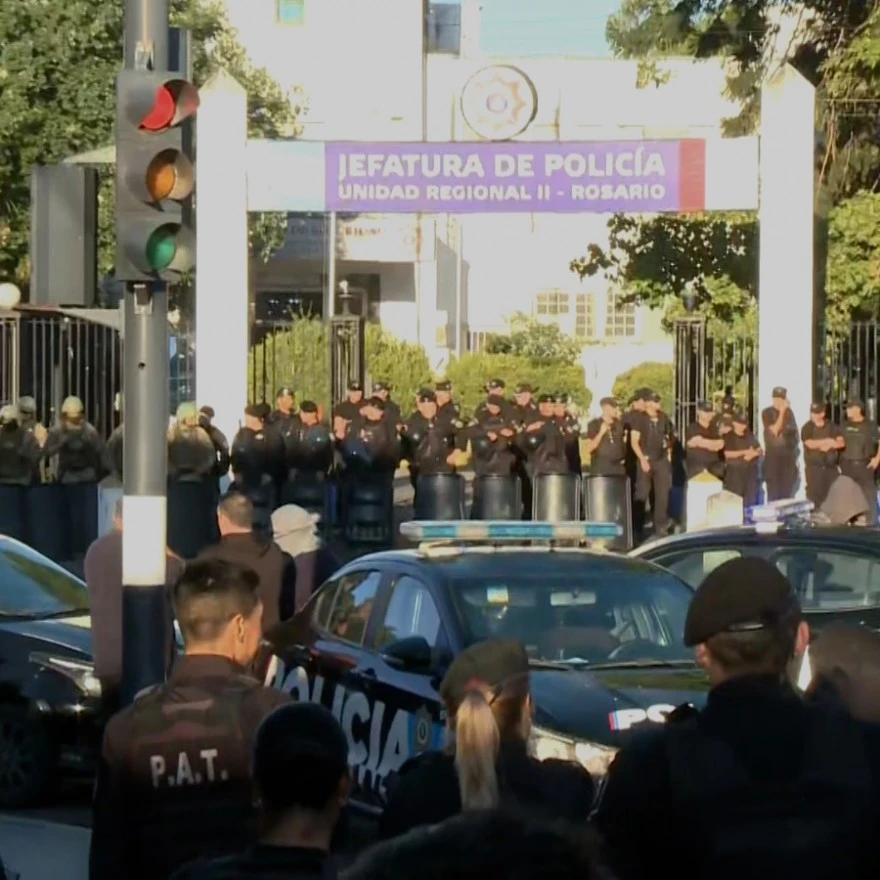 698b3e4f92387-screen-and-max-width480px_880_880!