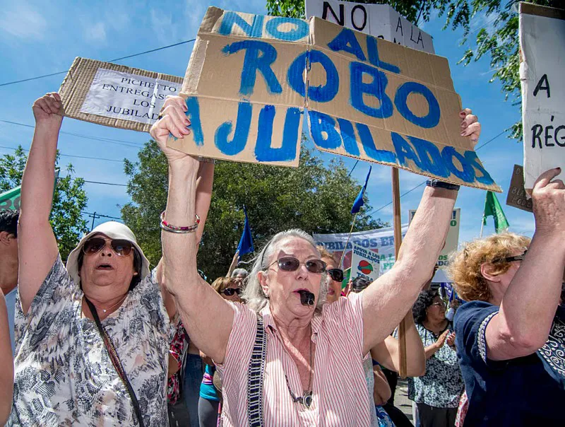 Jubilados-Carpa-Congreso-Jubilaciones-Ajuste-Milei