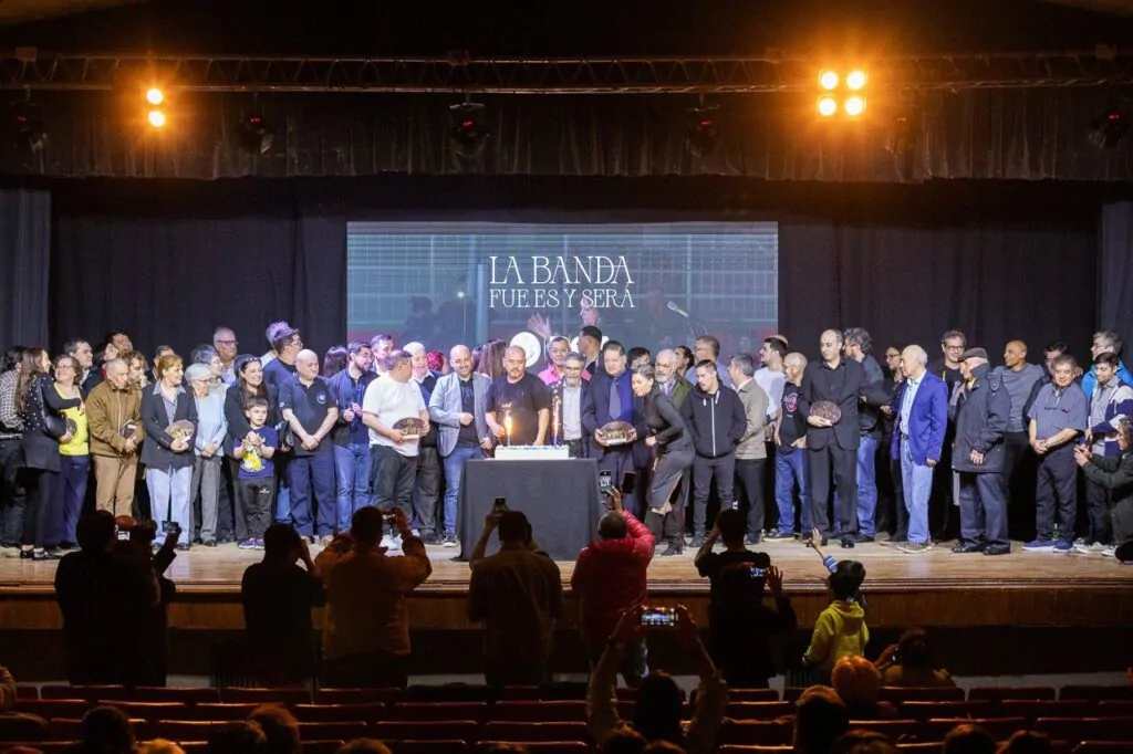 4929641764910467919-1024x682