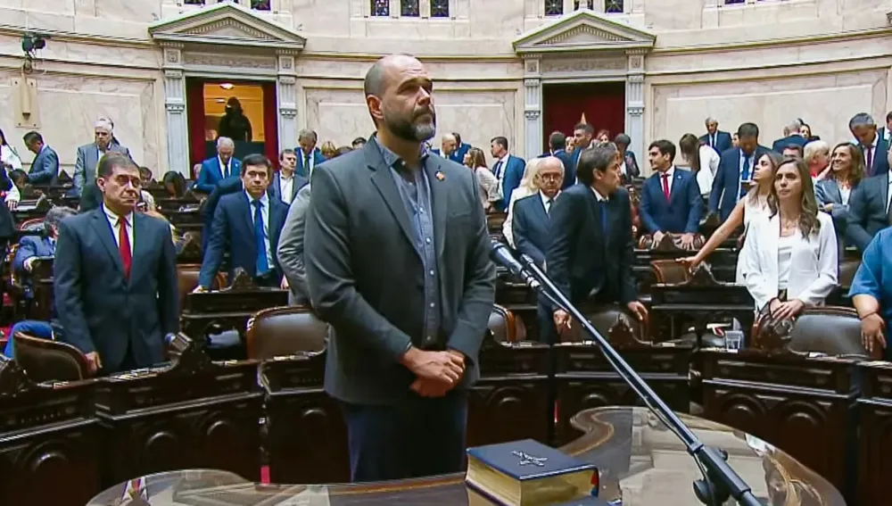 multimedia.normal.984e1e8b1786013e.bm9ybWFsLndlYnA=