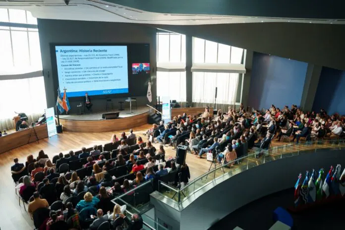 WhatsApp-Image-2024-10-17-at-16.18.34-696x464