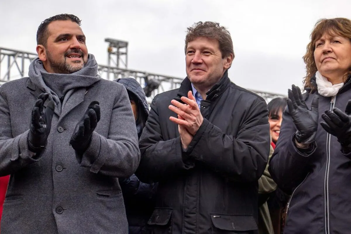 725551-645d0e197f8aa-1200